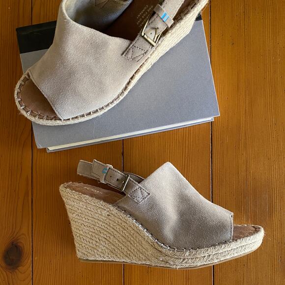 Toms Monica Suede Espadrille Slingback Wedge Sandals Desert Taupe EUC Womens 9.5 - Picture 10 of 10